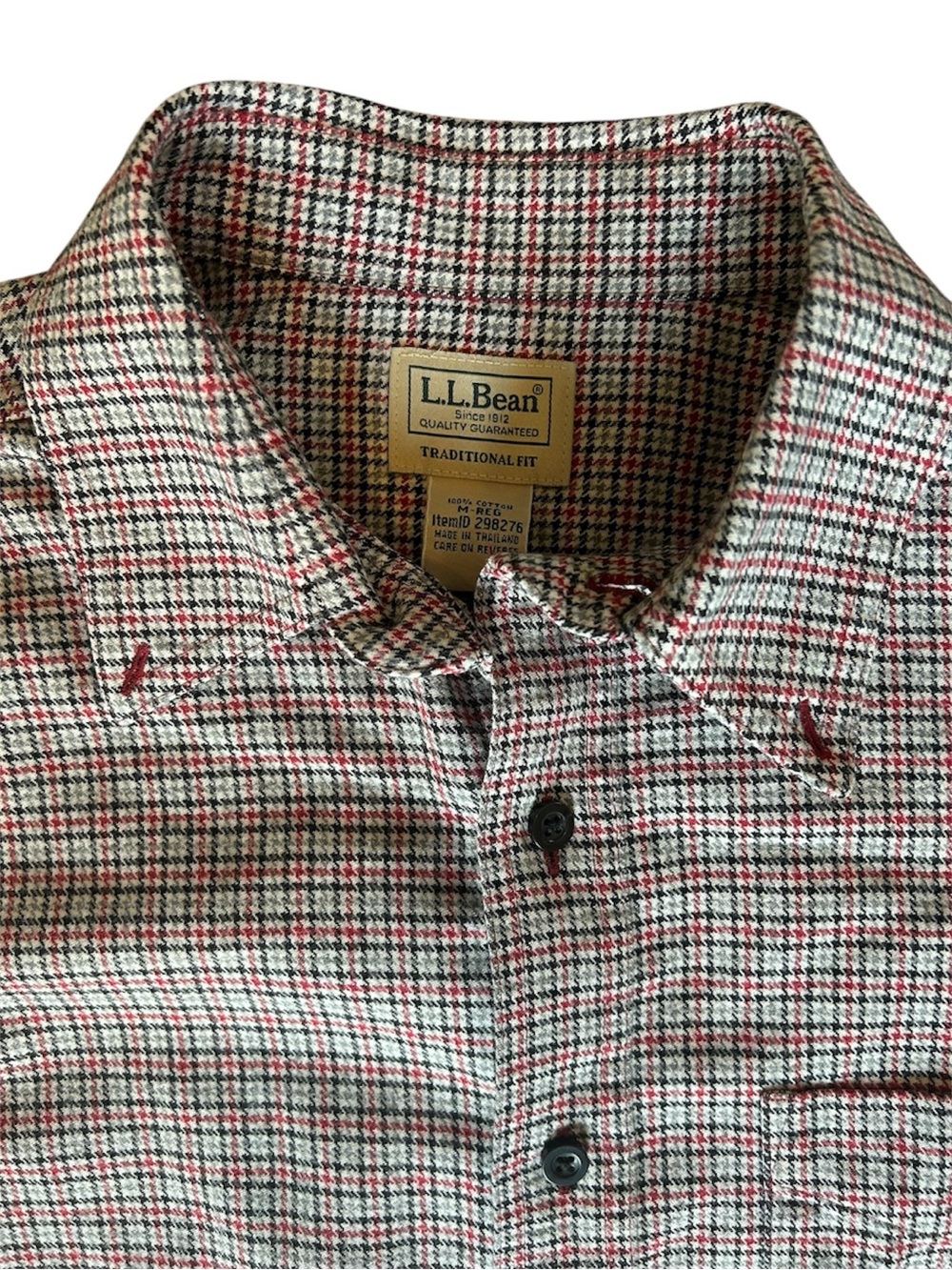 L.L. Bean Men's Red and White Houndstooth Micro-Check Button-Up Shirt Medium